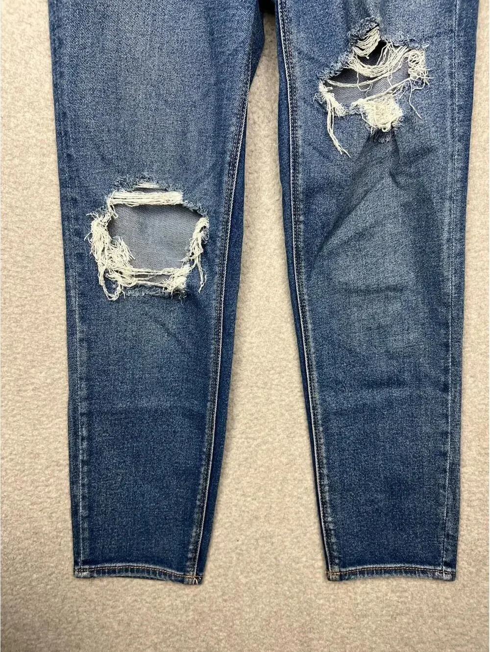 American Eagle Womens Mom Straight Jeans Size 0 Regular Distressed Denim Blue